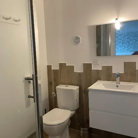 Chambre Independante 3*